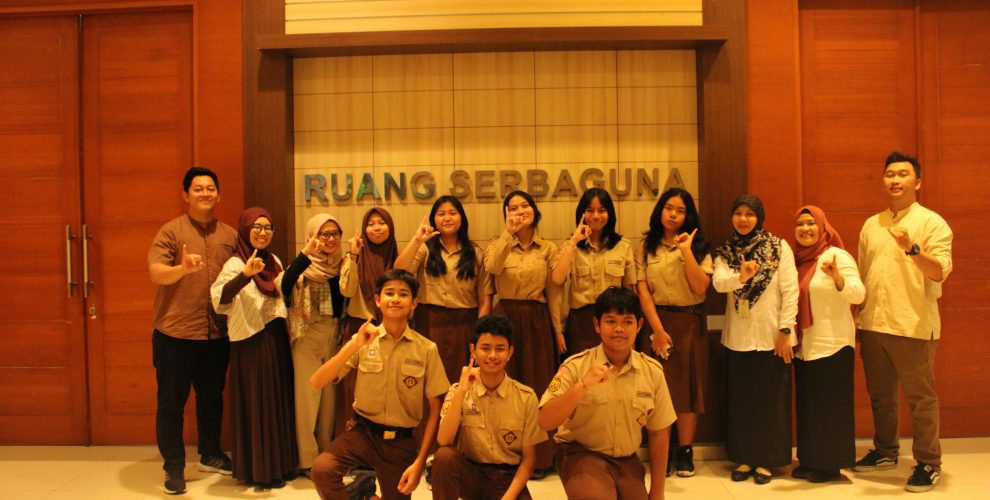 SMP Avicenna Cinere